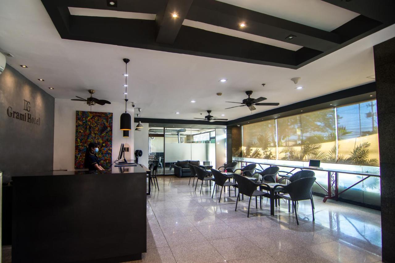 Dg Grami Hotel Paranaque City Exteriör bild