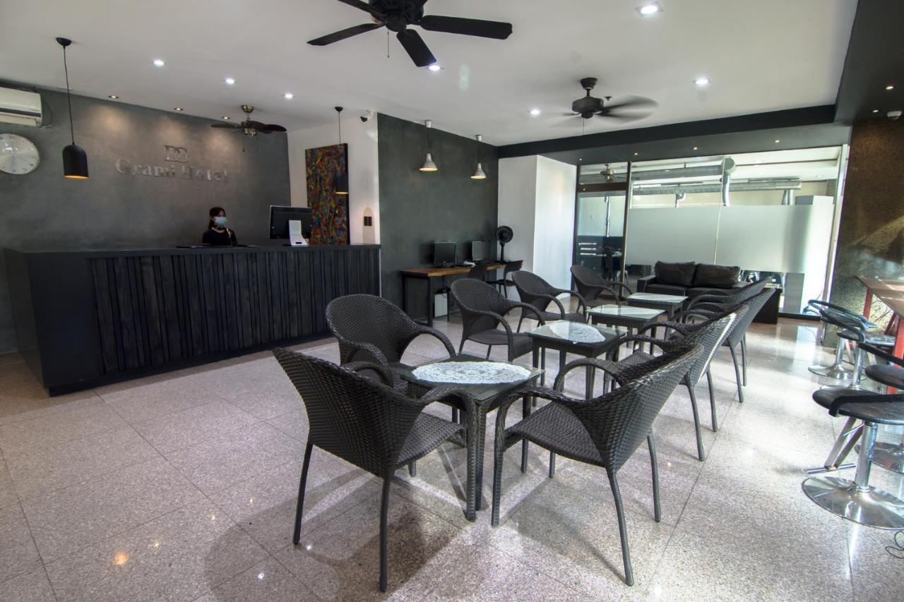 Dg Grami Hotel Paranaque City Exteriör bild