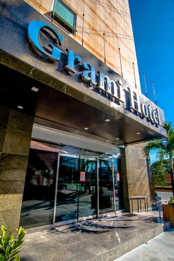 Dg Grami Hotel Paranaque City Exteriör bild