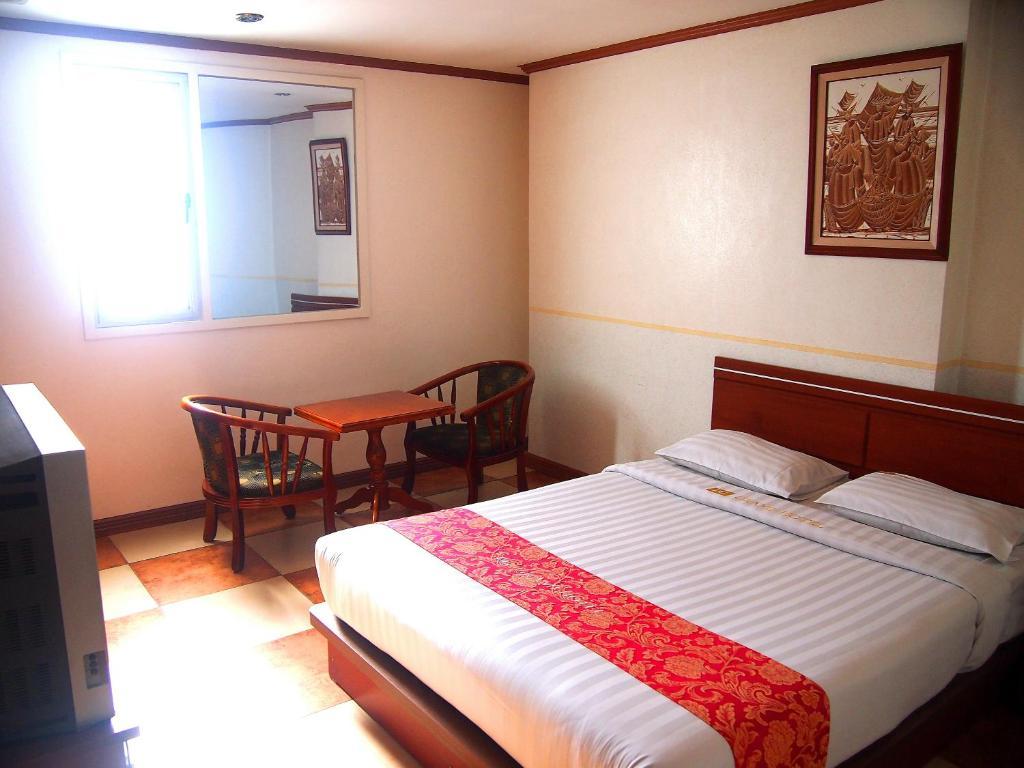 Dg Grami Hotel Paranaque City Rum bild