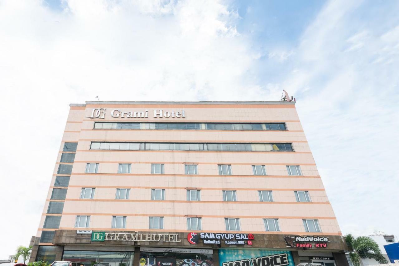 Dg Grami Hotel Paranaque City Exteriör bild