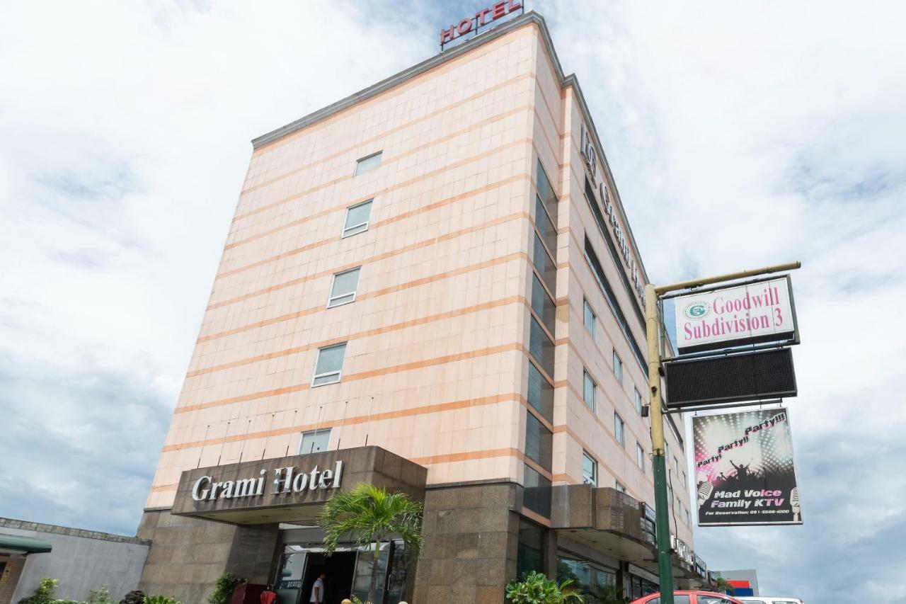 Dg Grami Hotel Paranaque City Exteriör bild