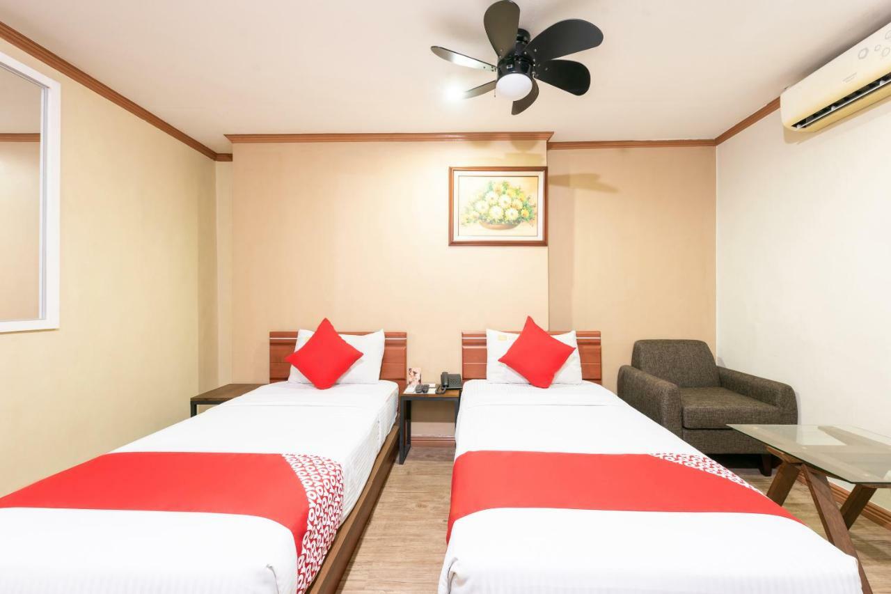 Dg Grami Hotel Paranaque City Exteriör bild