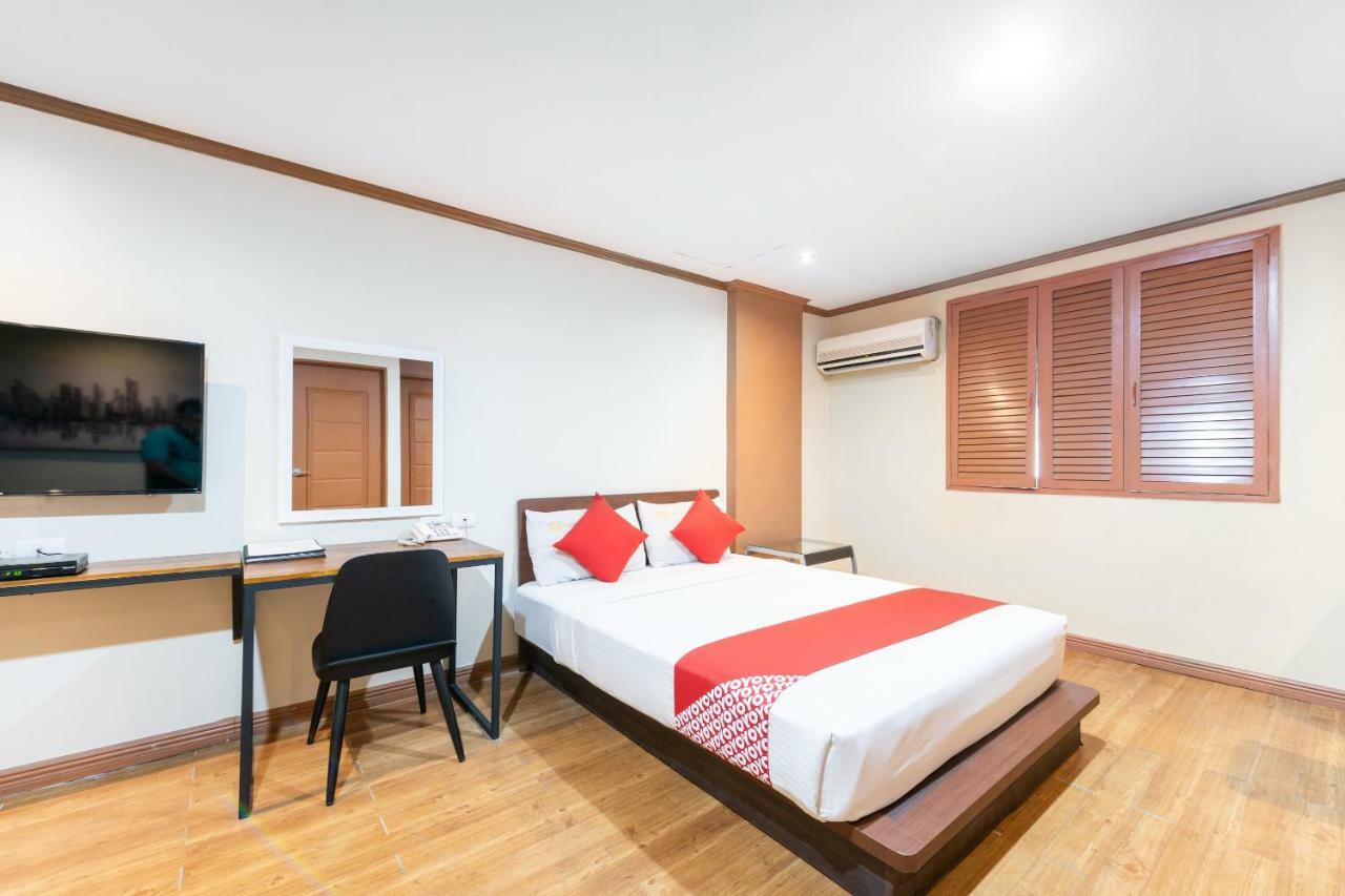Dg Grami Hotel Paranaque City Exteriör bild