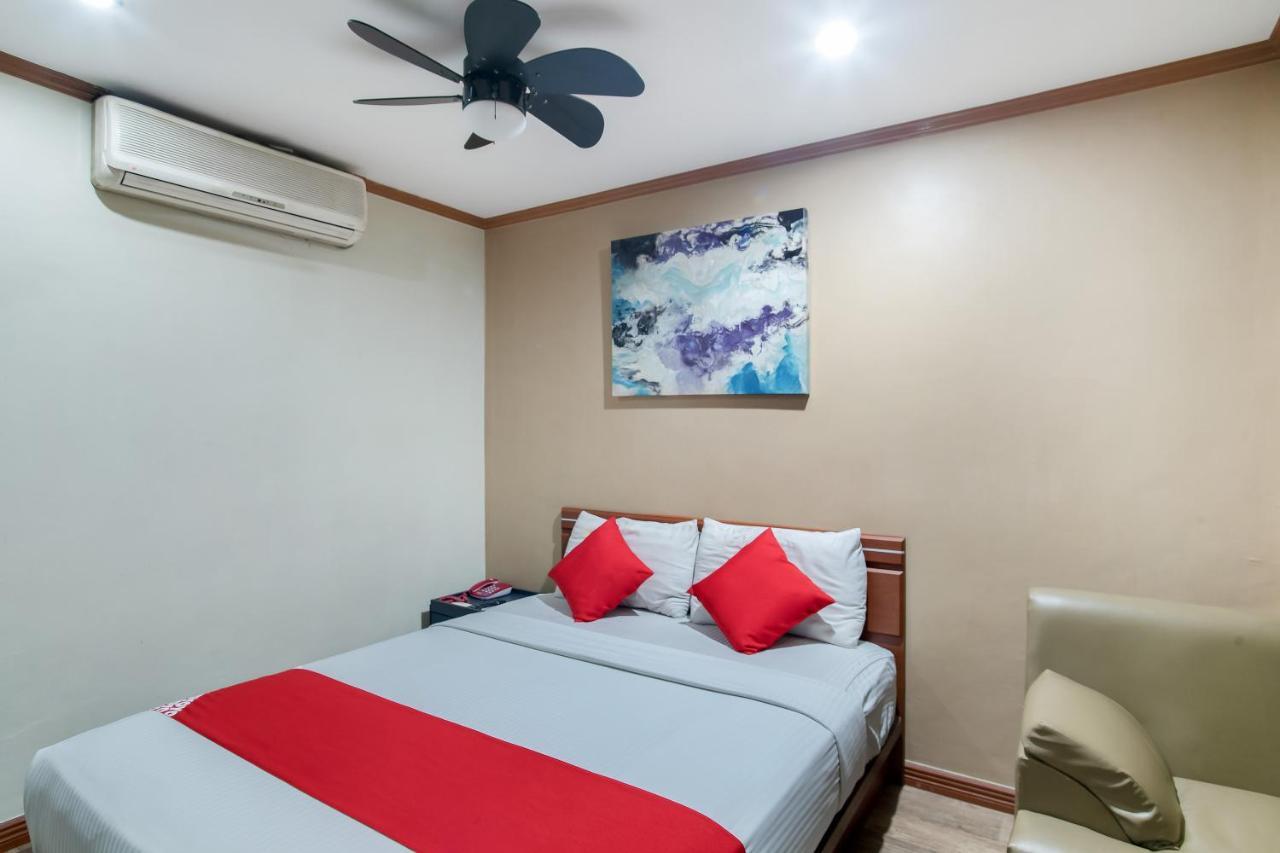 Dg Grami Hotel Paranaque City Exteriör bild